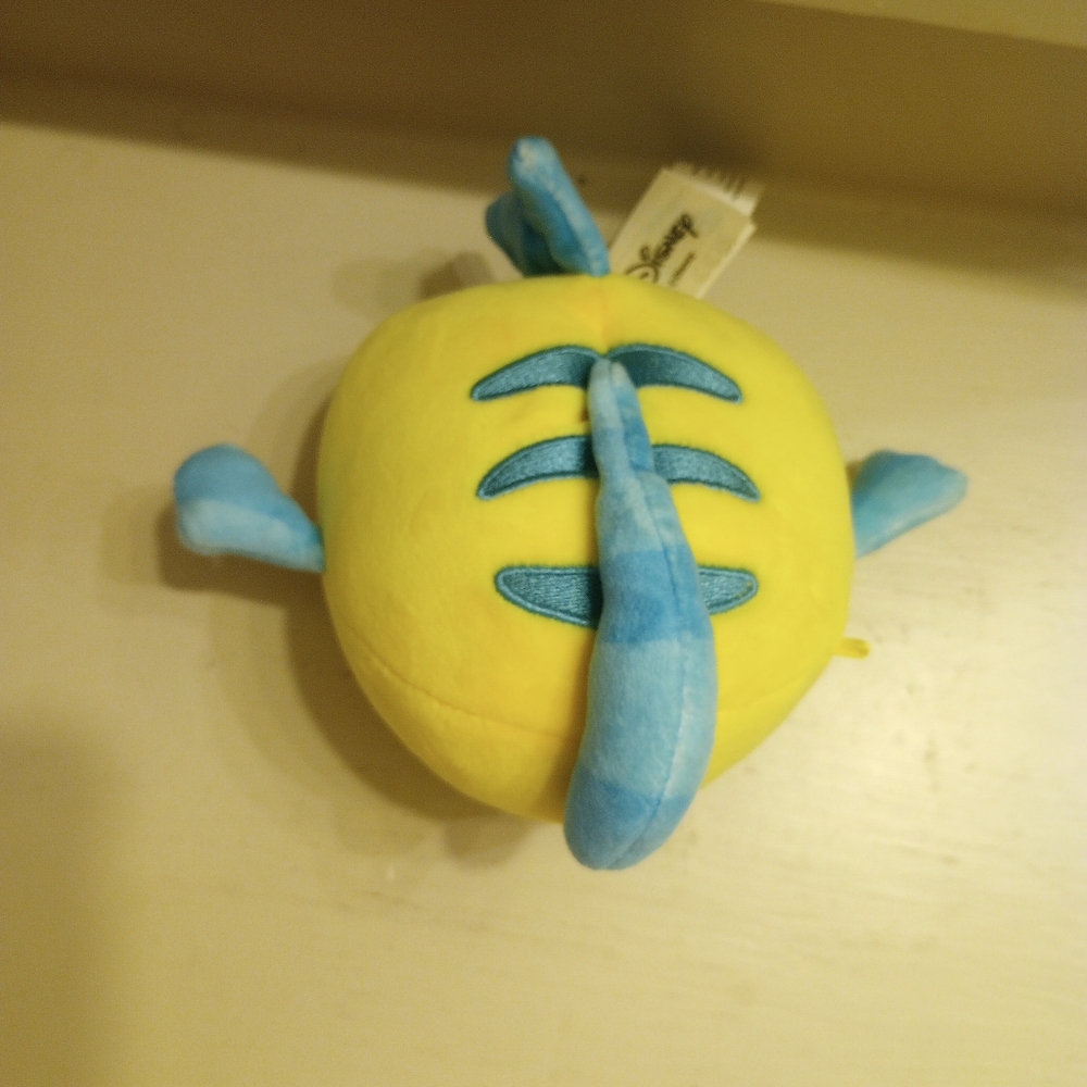 Disney And Squishmallows Collab Mini Flounder Plush - Picture 3 of 6